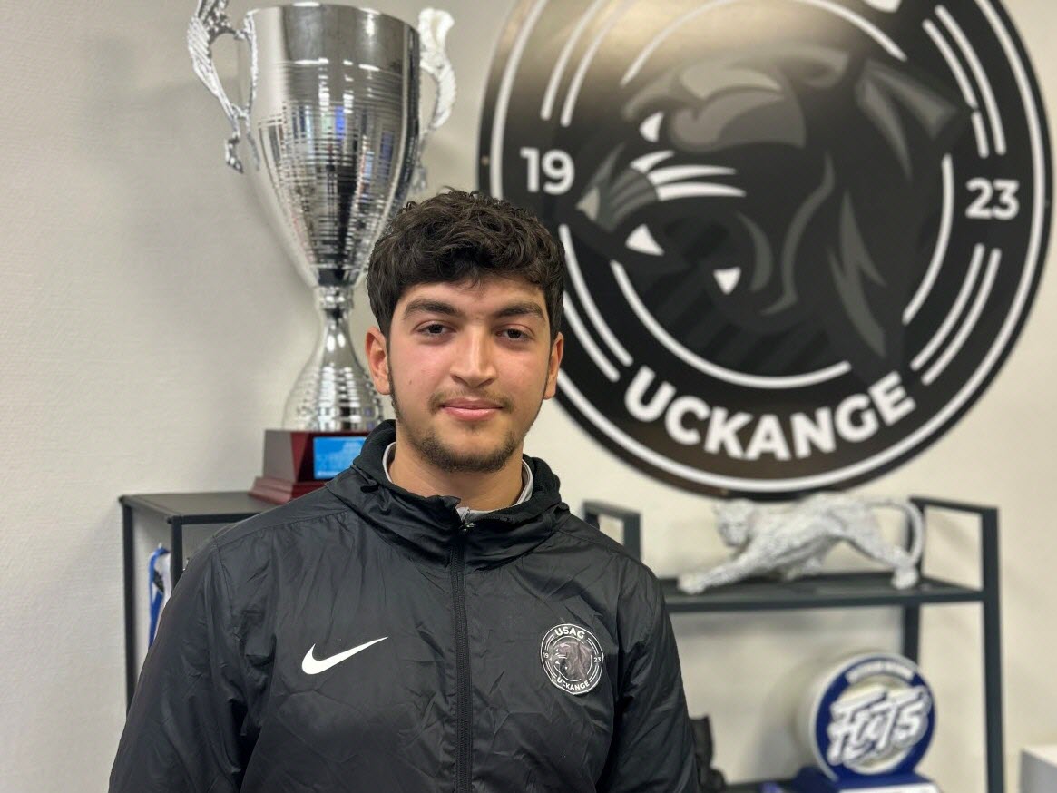 amir-hennab-jugurta-23-ans-est-coach-et-directeur-general-de-l-usag-uckange-1923-photo-charles-sibille-1764954923